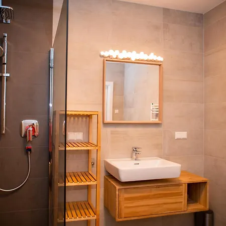 Top 3 Alpe Maritima Seetraum Apartment Annenheim